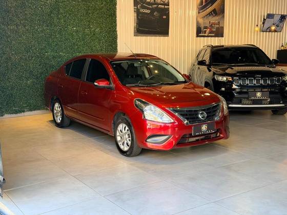 NISSAN VERSA 1.6 16V FLEXSTART SV 4P XTRONIC NISSAN VERSA 1.6 16V FLEXSTART SV 4P XTRONIC